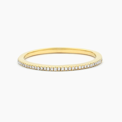 ホットアイテム 18K ゴールドプレート ハーフ エターニティ スタッケブル 925 スターリング シルバー 女性バンドリング