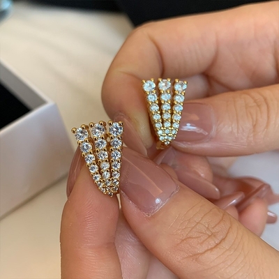 18K ゴールド 925 スターリング シルバー パブ CZ 女性 ハグジー イヤリング CLASSIC スタイル