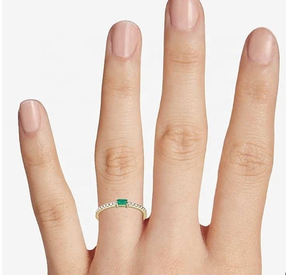 高級宝石 925 スターリング シルバーリング 緑色または白色石と18K ゴールドプラチング