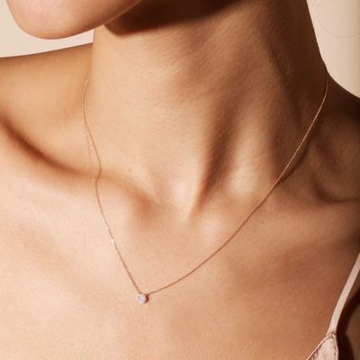 円盤形 細い18K金付CZダイヤモンド ネックレス 女の子用 クラシックスタイルデザイン
