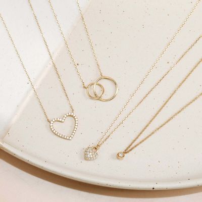 18Kゴールドのロマンチックなハートネックレス
